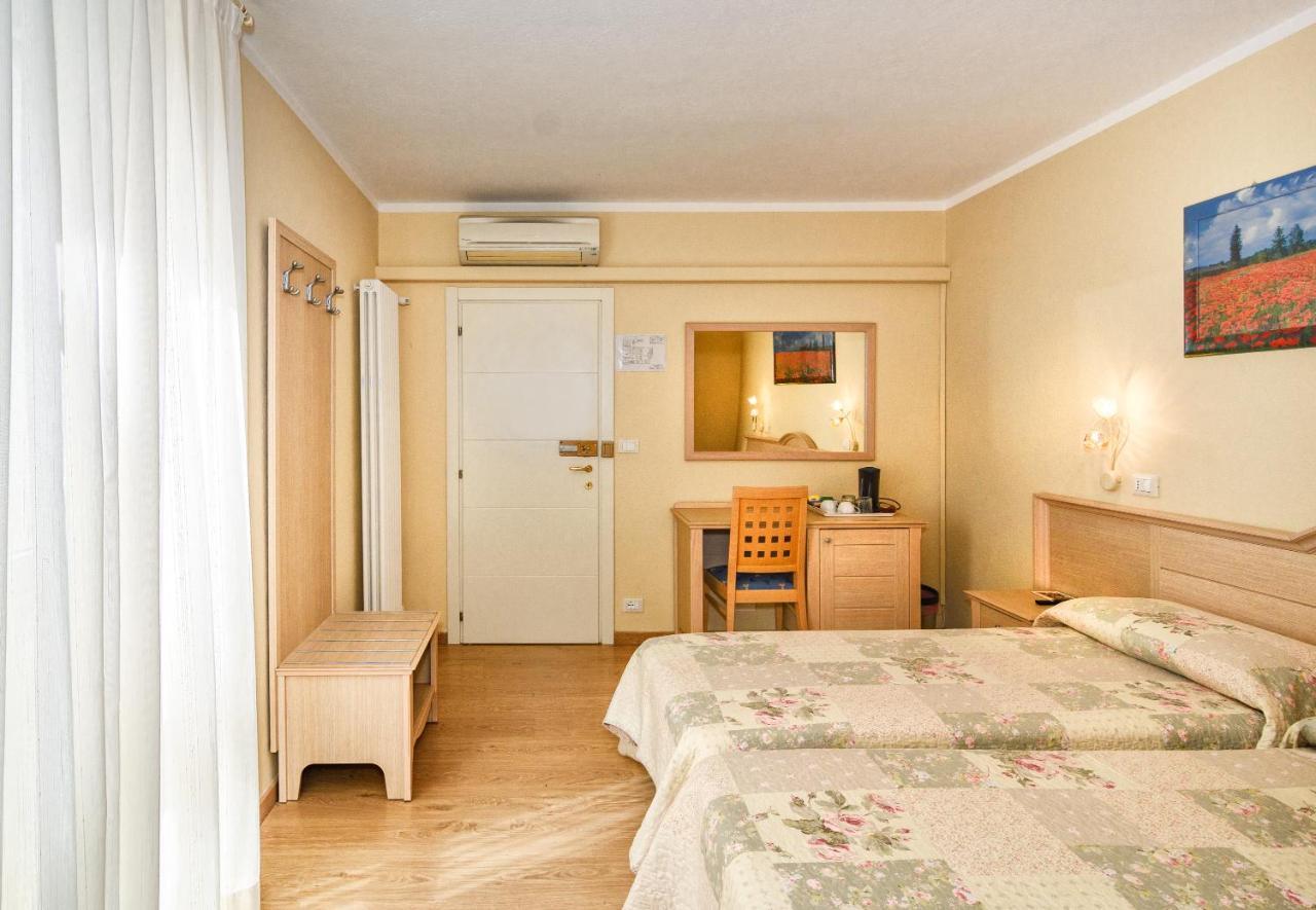 B&B Da Pio Pietrasanta Buitenkant foto